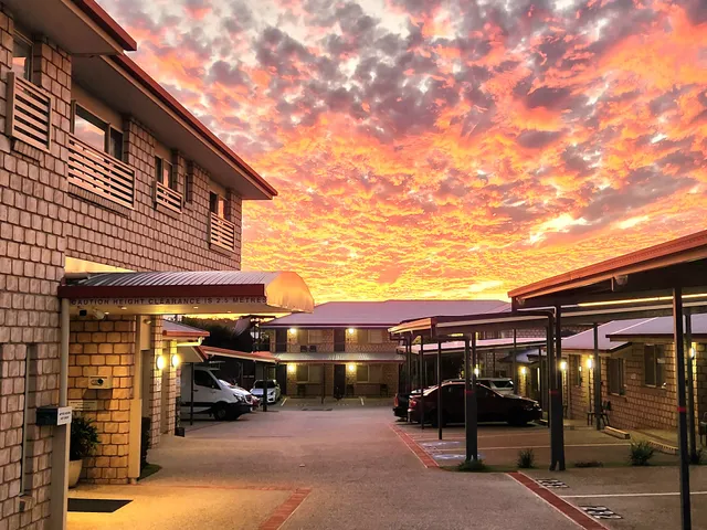 Browns Plains Motor Inn