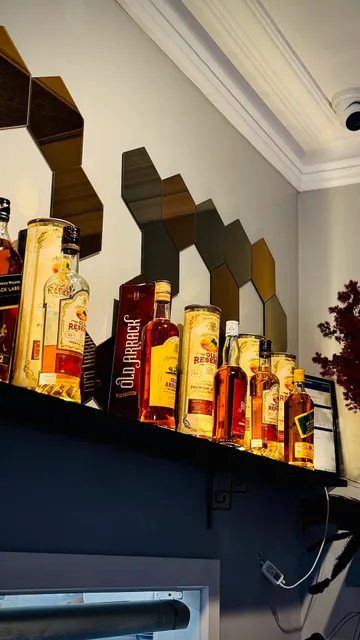 CEYLONSPOT CAFE & BAR