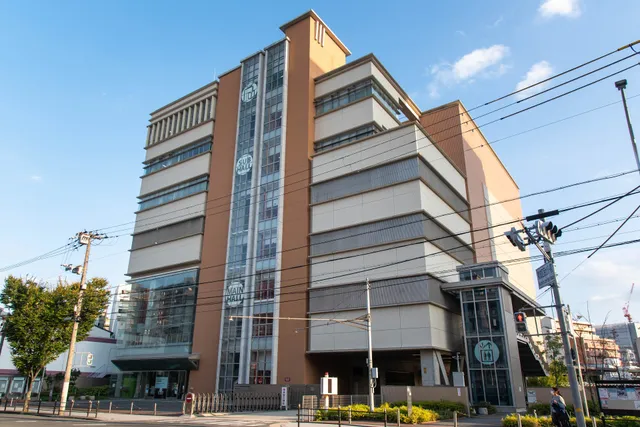 Osaka Municipal Higashinari Ward Community Center
