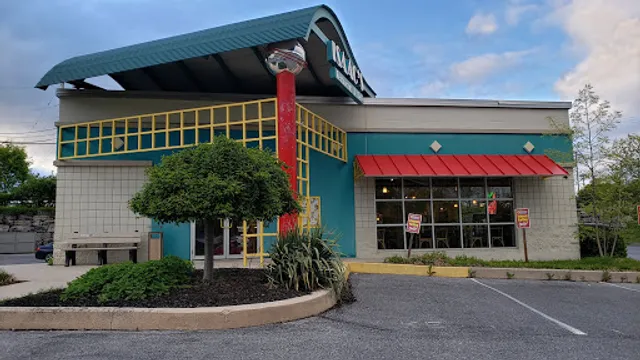 Isaac's Craft Kitchen & Brewery - Lititz