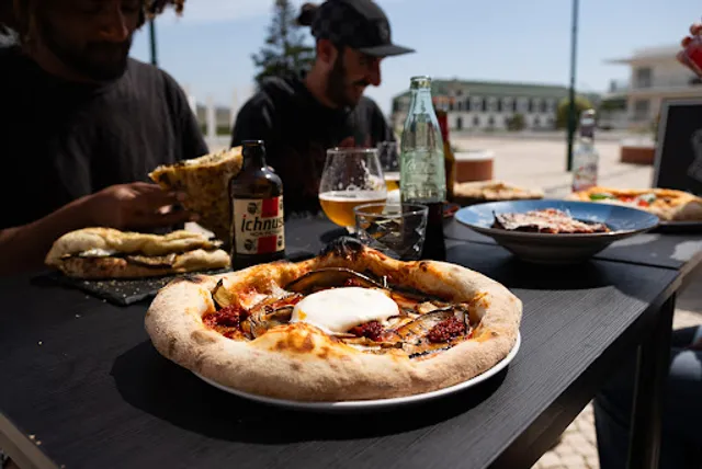 Pizzeria La Pecora Nera