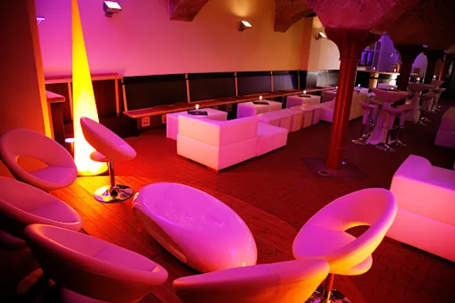 Brauhaus Restaurant - Biergarten