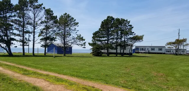 Blue Spruces Cottages