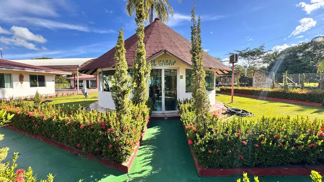 Los Búhos Hotel- Cabañas