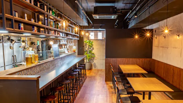 島のイタリアンバル Locavore ロカボア