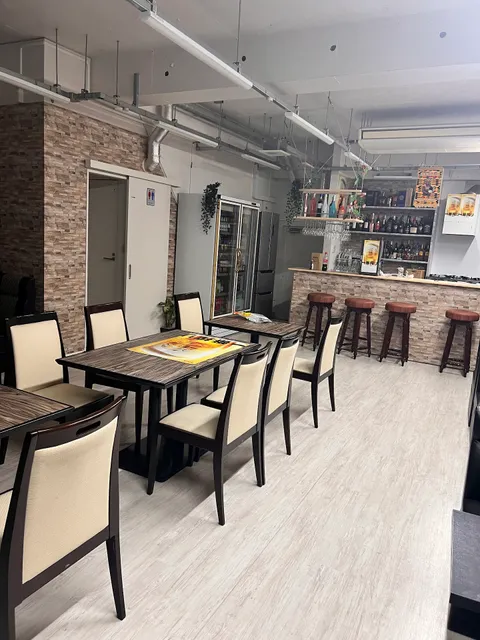 LABAR Bar and Restaurant