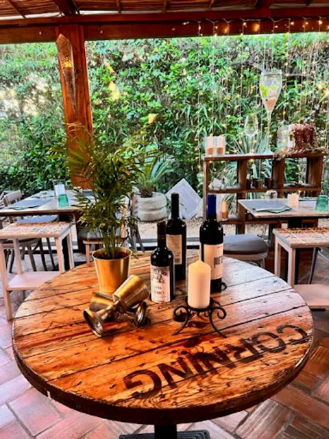 Diplomático Restaurante Boutique & Bar