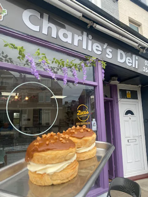 Charlie's Deli
