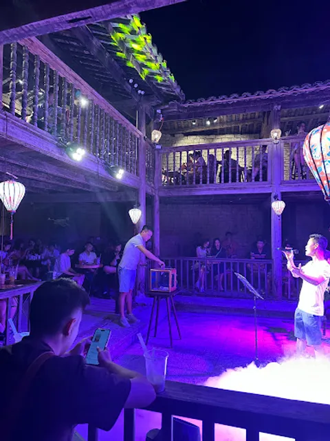 Old Town Coffee Dong Van