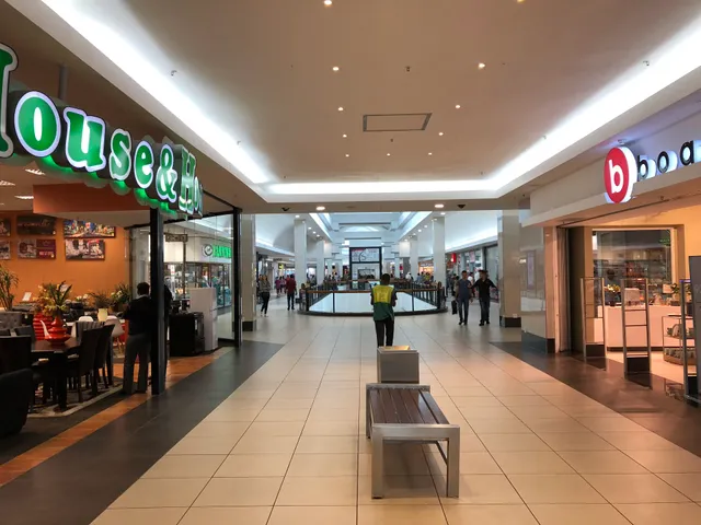 Kolonnade Shopping Centre