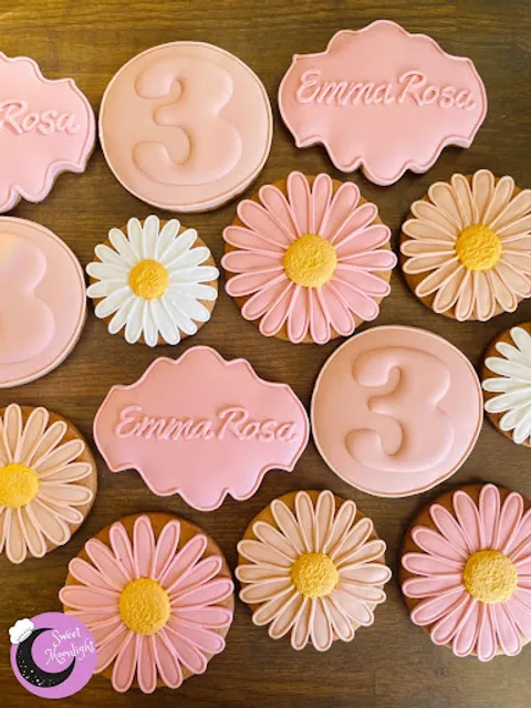 Sweet Moonlight Bakery