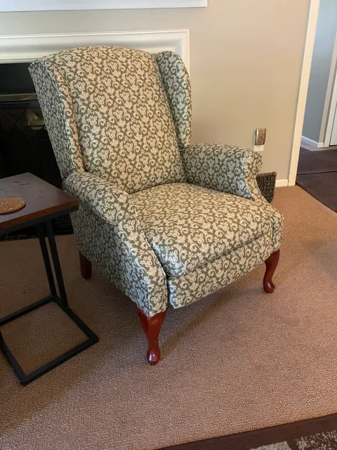 B & B Thomas Upholstery