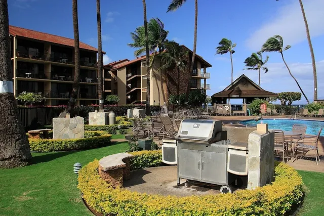 Papakea Oceanfront Resort