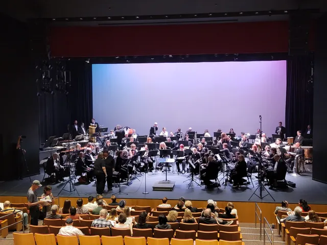 City of Thousand Oaks Civic Arts Plaza