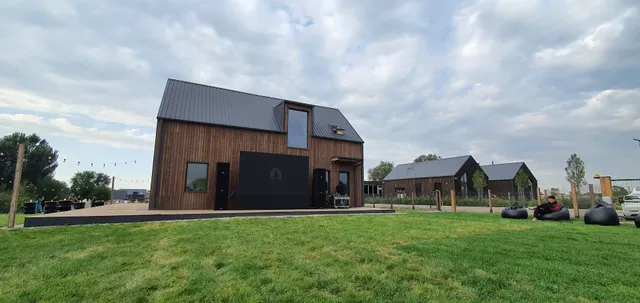 Клубный эко-поселок "Barn Ville"