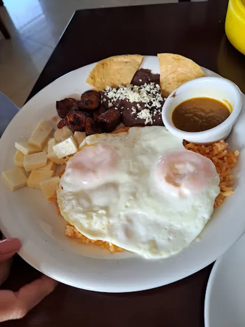 Km 58.7 Restaurante & Cafe