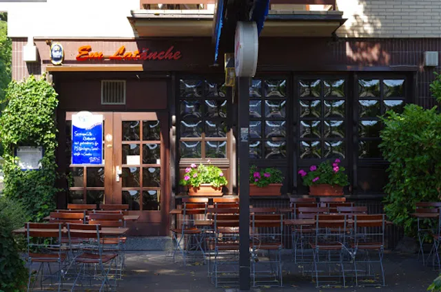 Gaststätte Em Latänche