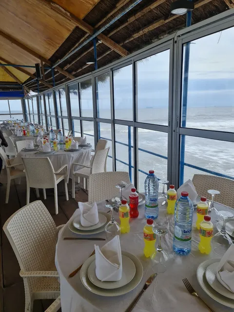 EMERGENCE COPACABANA BEACH KRIBI