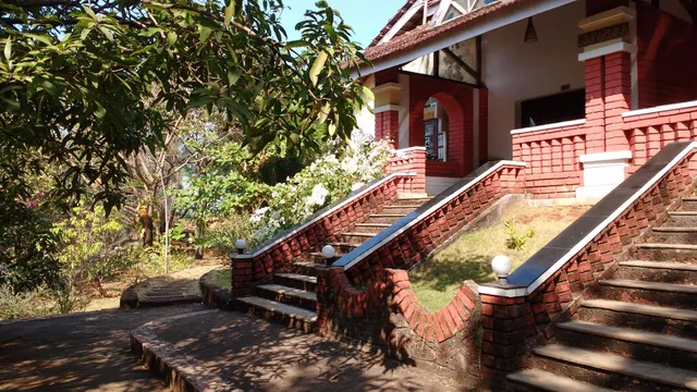 Om Beach Resort-Jungle Lodges