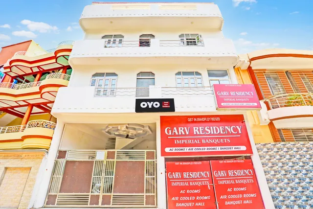 OYO Garv Residency