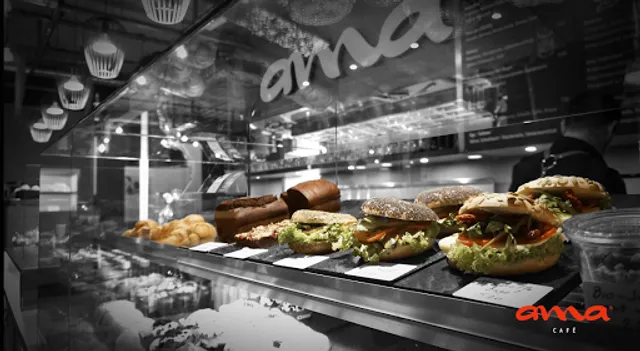 ama Café