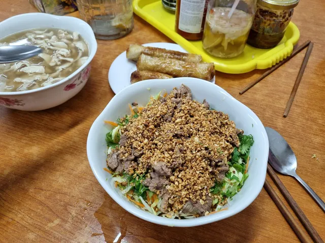 Bún bò Huế