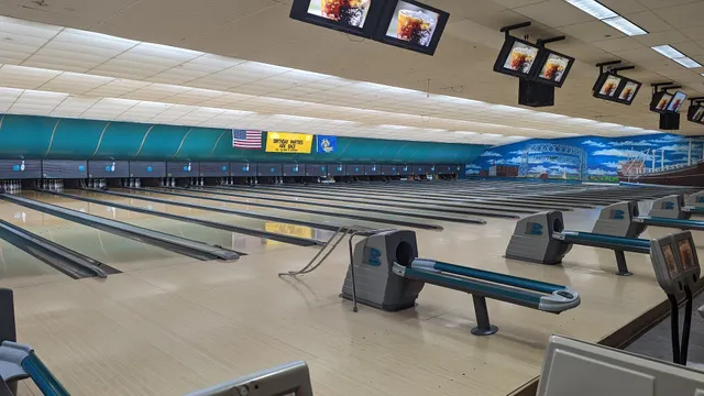 Incline Station Bowling Center