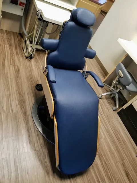 Kam's Upholstery & Furniture