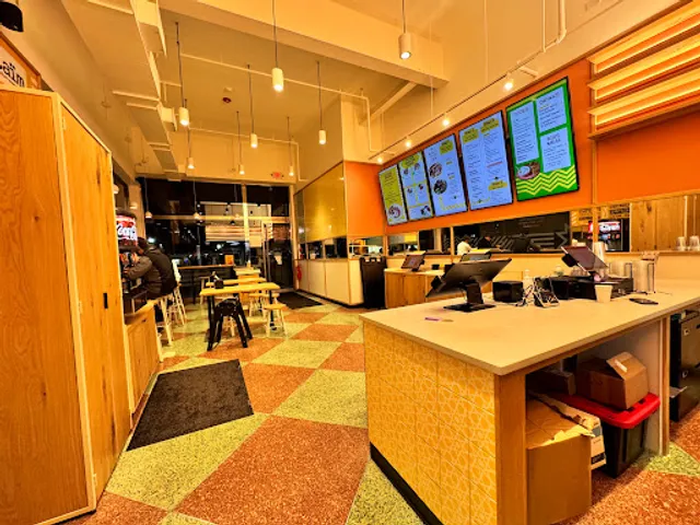 taïm mediterranean kitchen