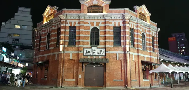 三隻老虎旅店 Triple Tiger Inn