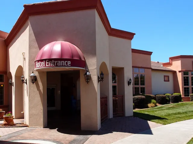 The Lodge at Rolling Hills Casino and Resort