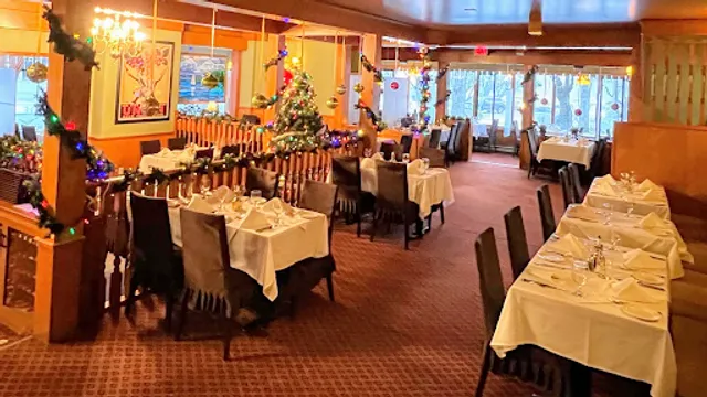 Victoria Harbour House Restaurant