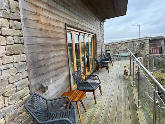 Jackdaw Quarry Retreat