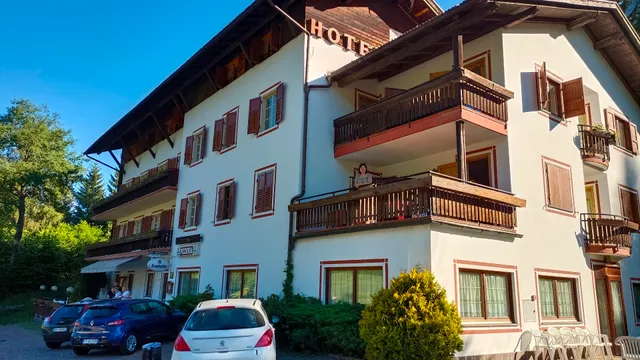 Piccolo Hotel