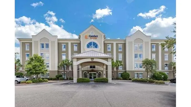 Comfort Suites Myrtle Beach Central