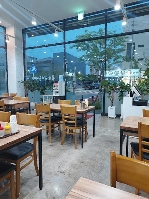 이가육전칡냉면