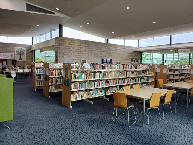 Whangaparaoa Library
