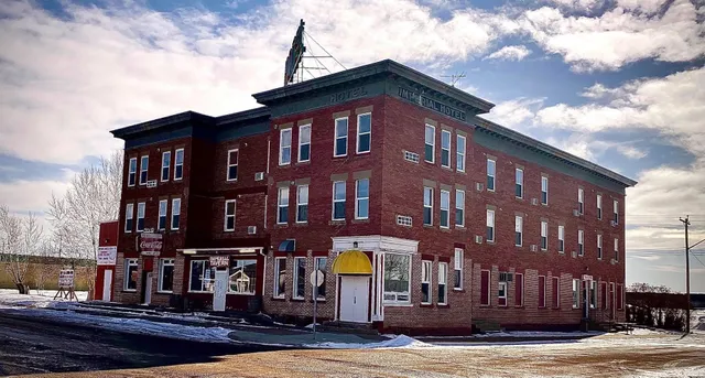 Imperial Hunter Hotel