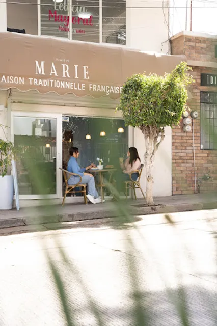 Le Café de Marie
