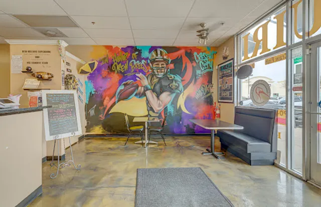 Crescent City Daiquiris & Creole Cafe