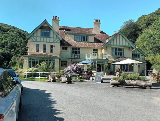 Brightlycott Barton Camp Site (Please book direct either via telephone or website)