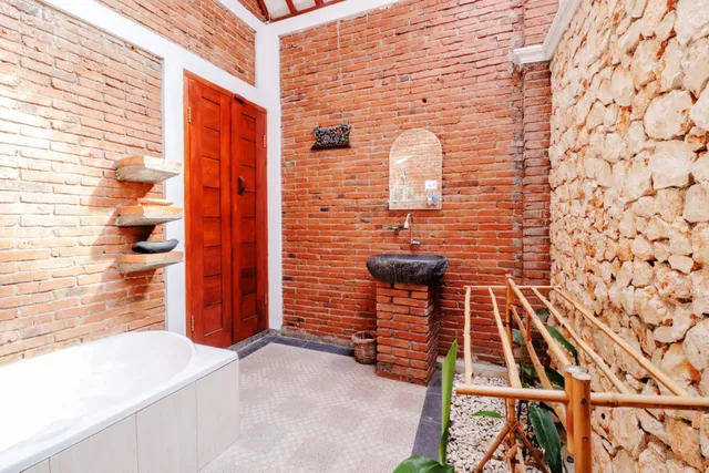 Omah Teras Bata Guesthouse (ꦎꦩꦃꦠꦺꦫꦱ꧀ꦧꦠꦒꦸꦮꦺꦱ꧀ꦛꦺꦴꦈꦱꦺ)