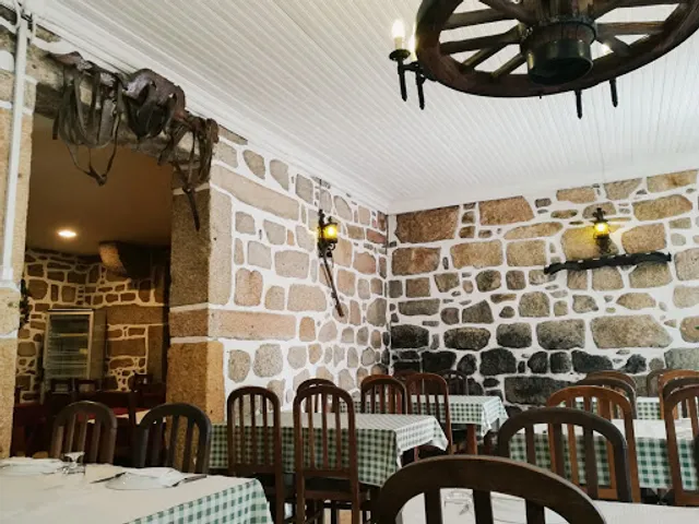 RESTAURANTE LAREIRA