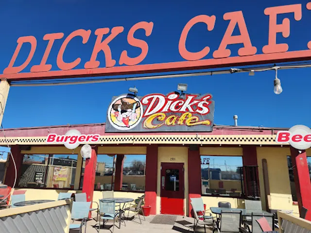 Dick's Cafe
