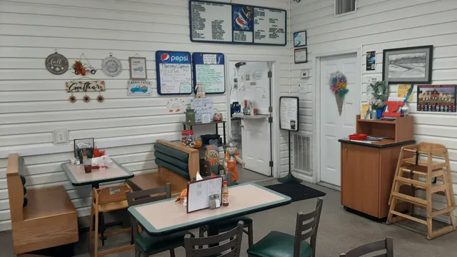 Debbie’s Dairy Freeze