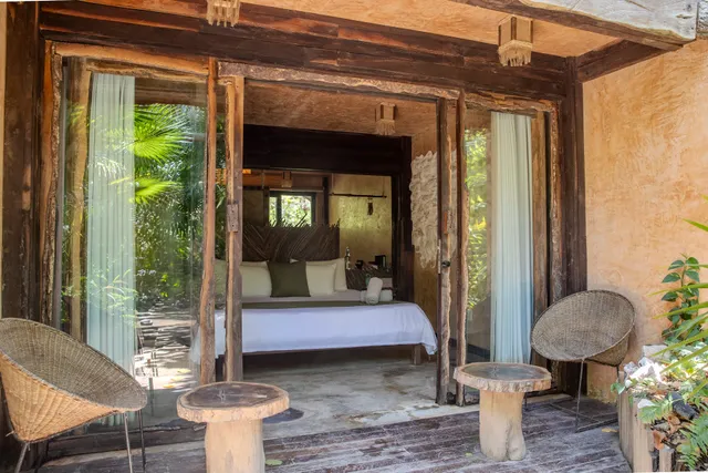 Mayan Monkey Isla Mujeres | Hotel Beach Front