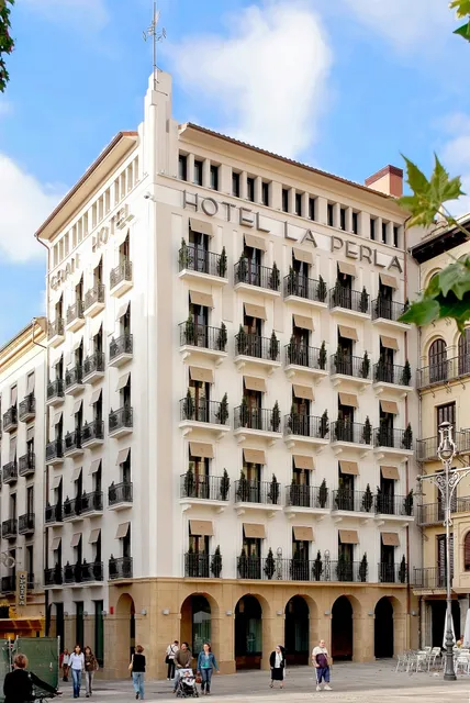 Hotel La Perla