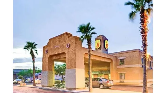 Super 8 by Wyndham Casa Grande