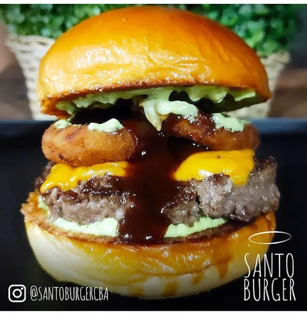 Santo Burger