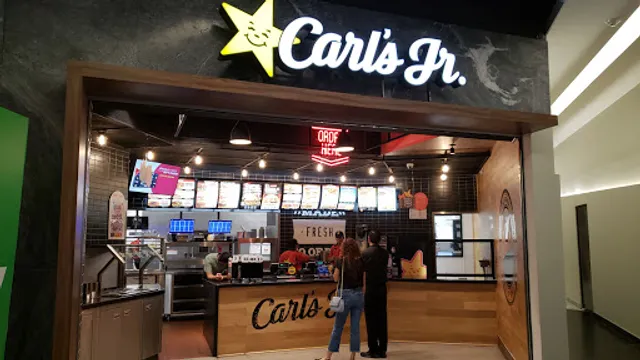 Carl's Jr. Valle Alianza